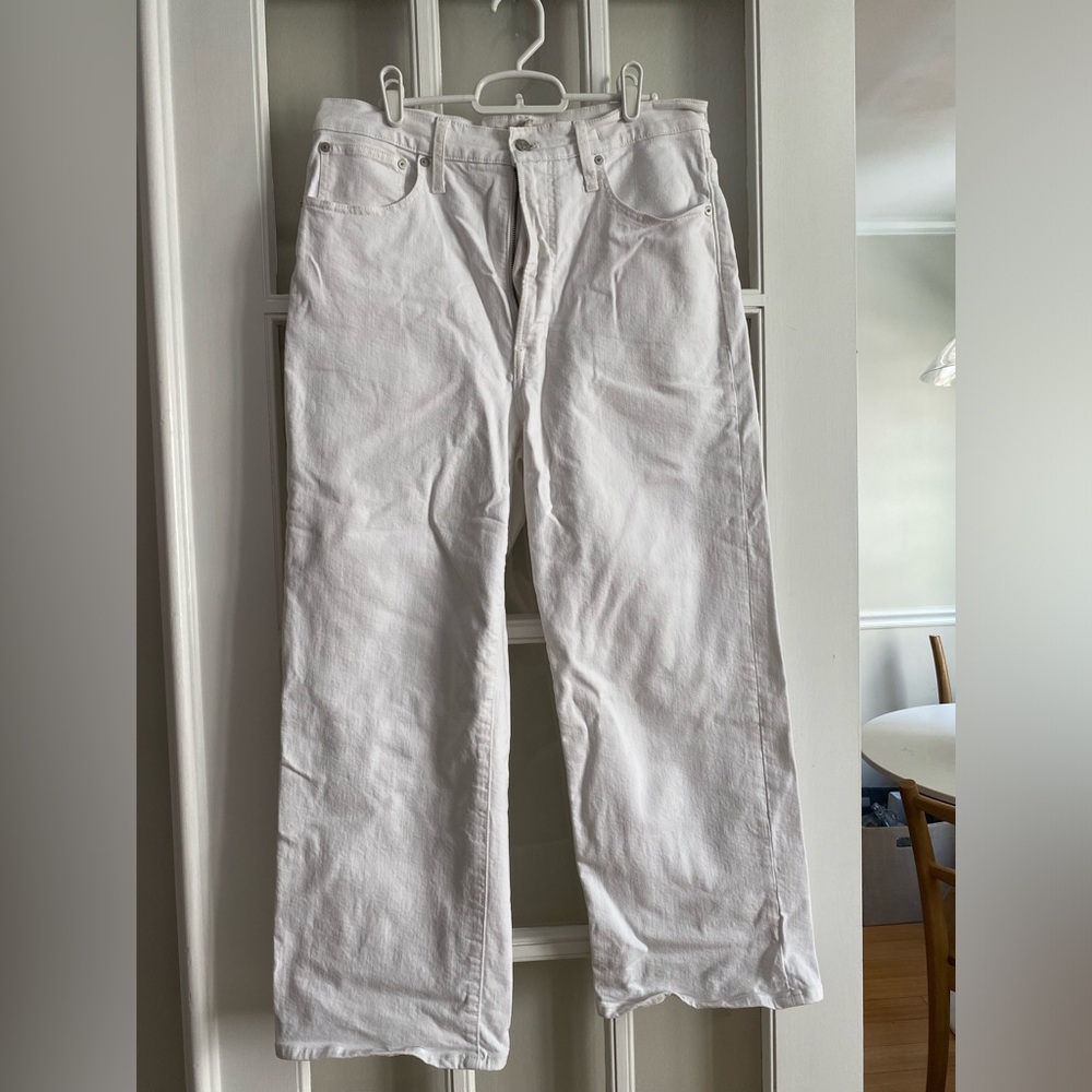 White wide leg crop jeans